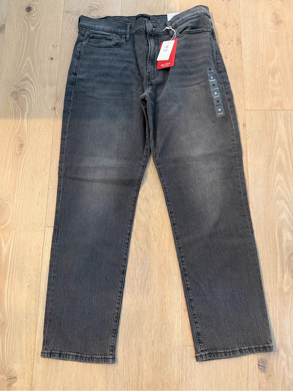 Lucky Brand Men's Washed Black Vintage Straight (Comfort Stretch)  Jeans